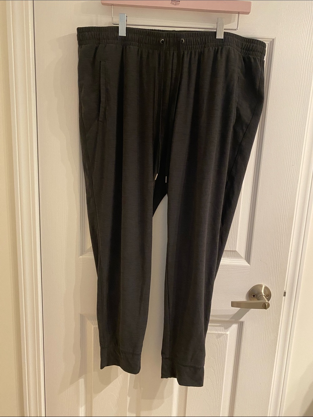 Old Navy Breathe On Black Drawstring Jogger Pants size XL